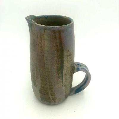 cruche bleu-gris